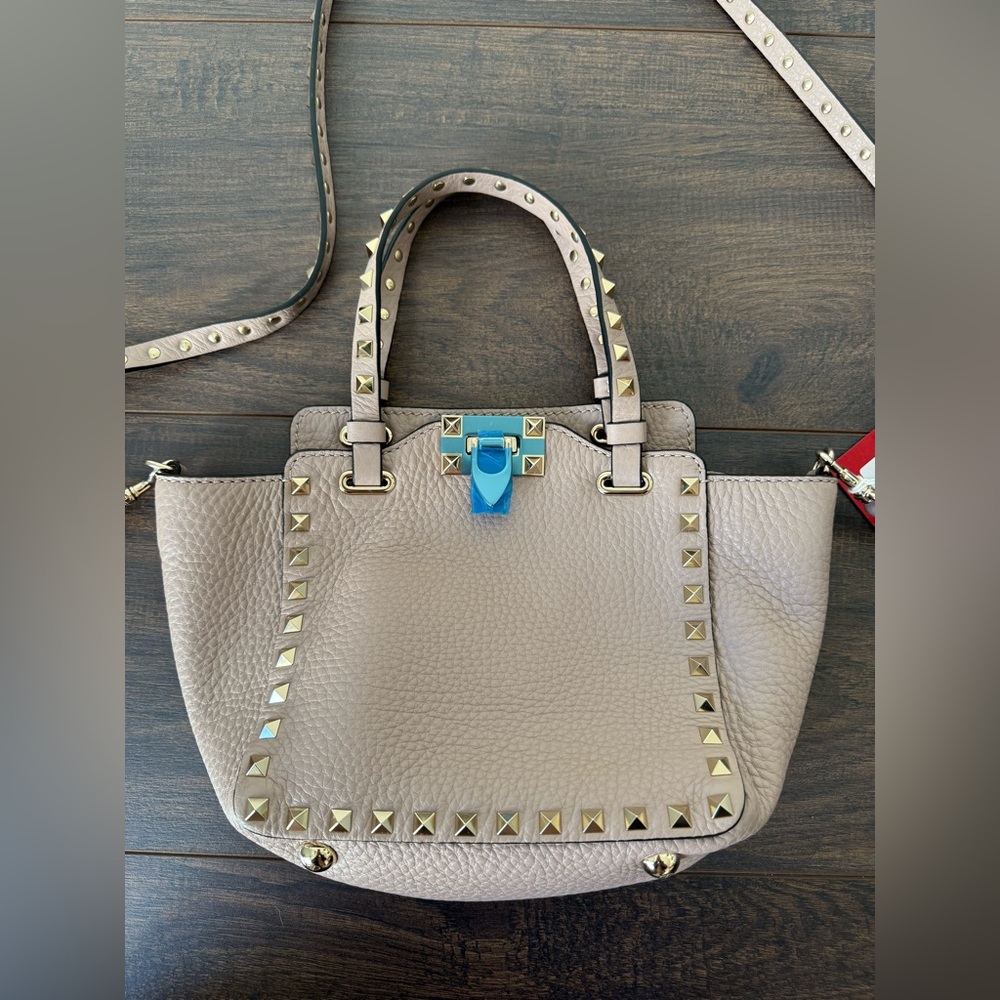 VALENTINO GARAVANI
Rockstud Leather Shoulder Bag - Picture 5 of 13